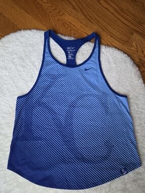 Nike KC Royals Tank Top, Womens Size Medium